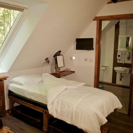 באלמהה Birchwood Guest Lodge מראה חיצוני תמונה