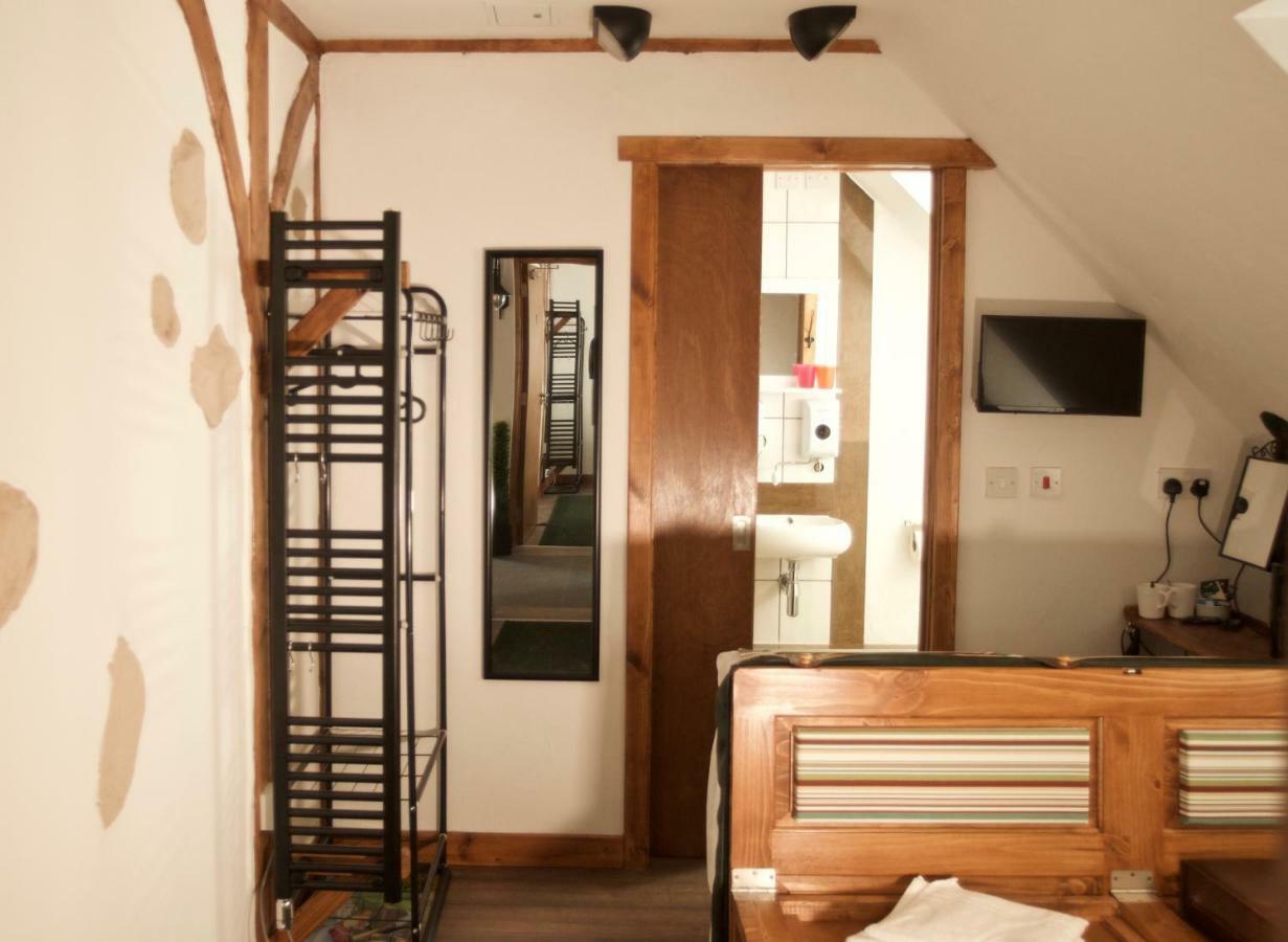באלמהה Birchwood Guest Lodge מראה חיצוני תמונה