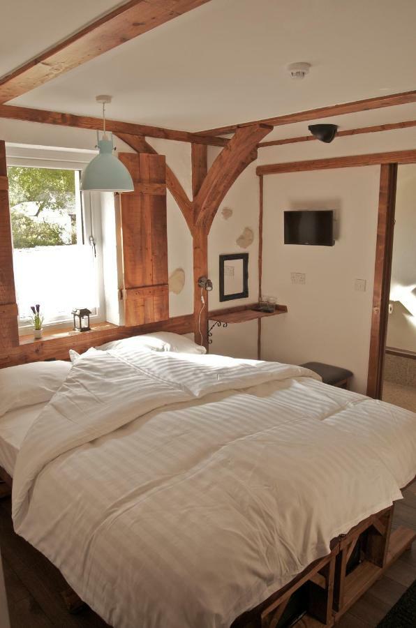 באלמהה Birchwood Guest Lodge מראה חיצוני תמונה